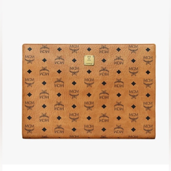 MCM Zip Pouch Visetos💎 - Picture 1 of 13